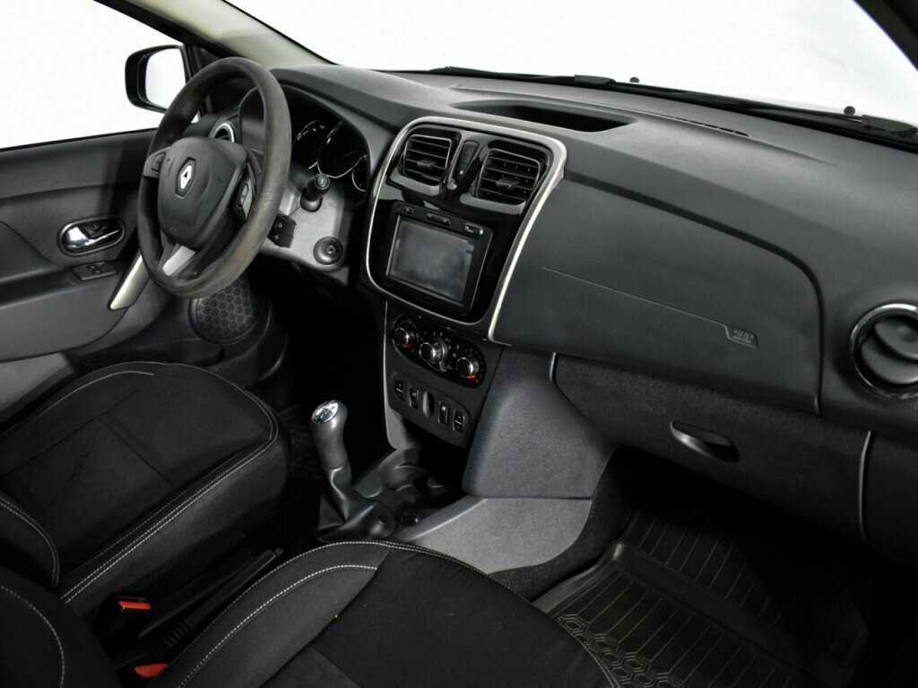Купить Renault Logan с пробегом. Фото: #9