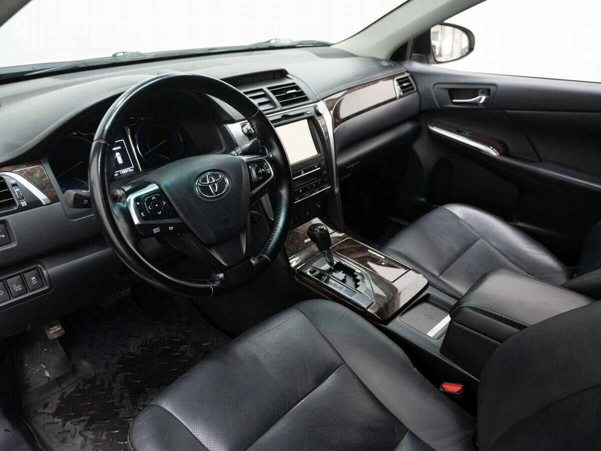 Купить Toyota Camry с пробегом. Фото: #6