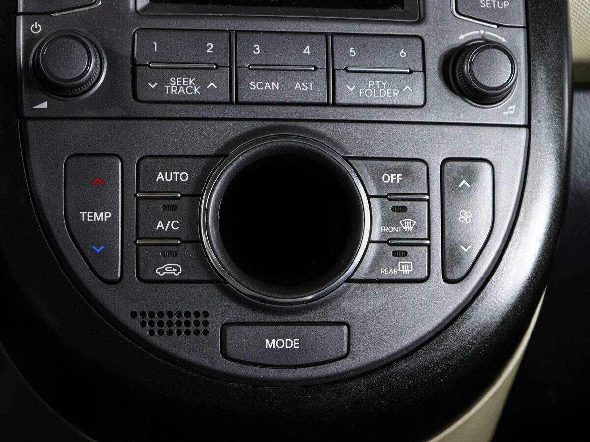 Купить Kia Soul с пробегом. Фото: #18