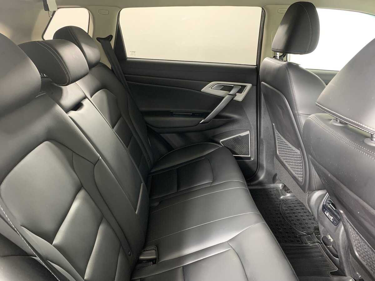 Купить Geely Atlas с пробегом. Фото: #17
