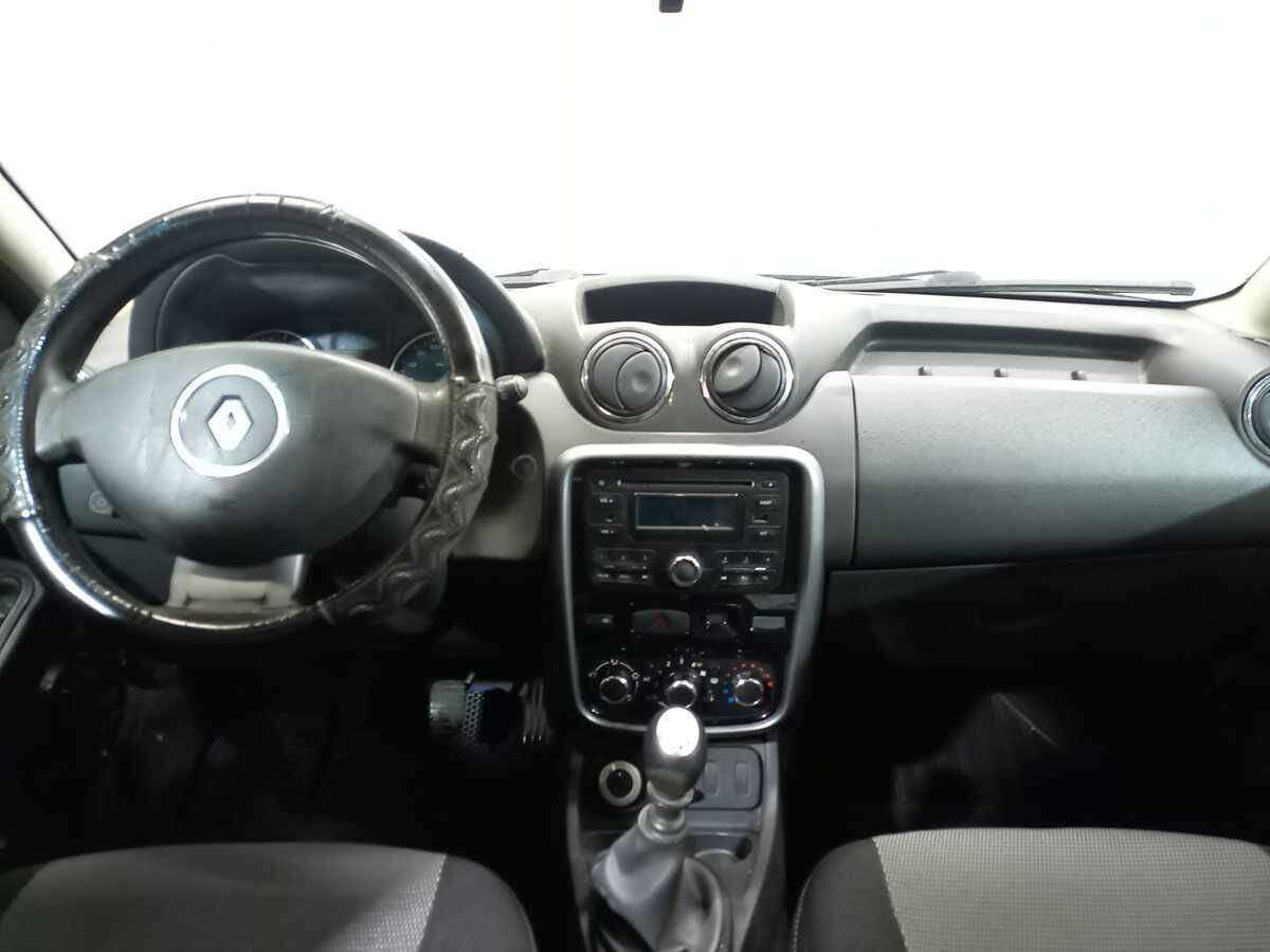 Купить Renault Duster с пробегом. Фото: #8