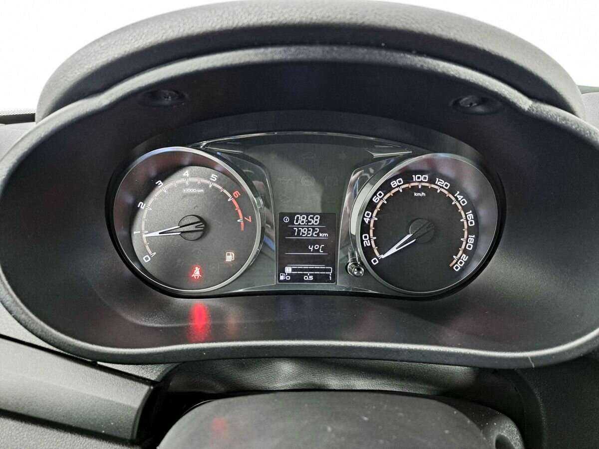 Купить Lada (ВАЗ) Granta с пробегом. Фото: #12