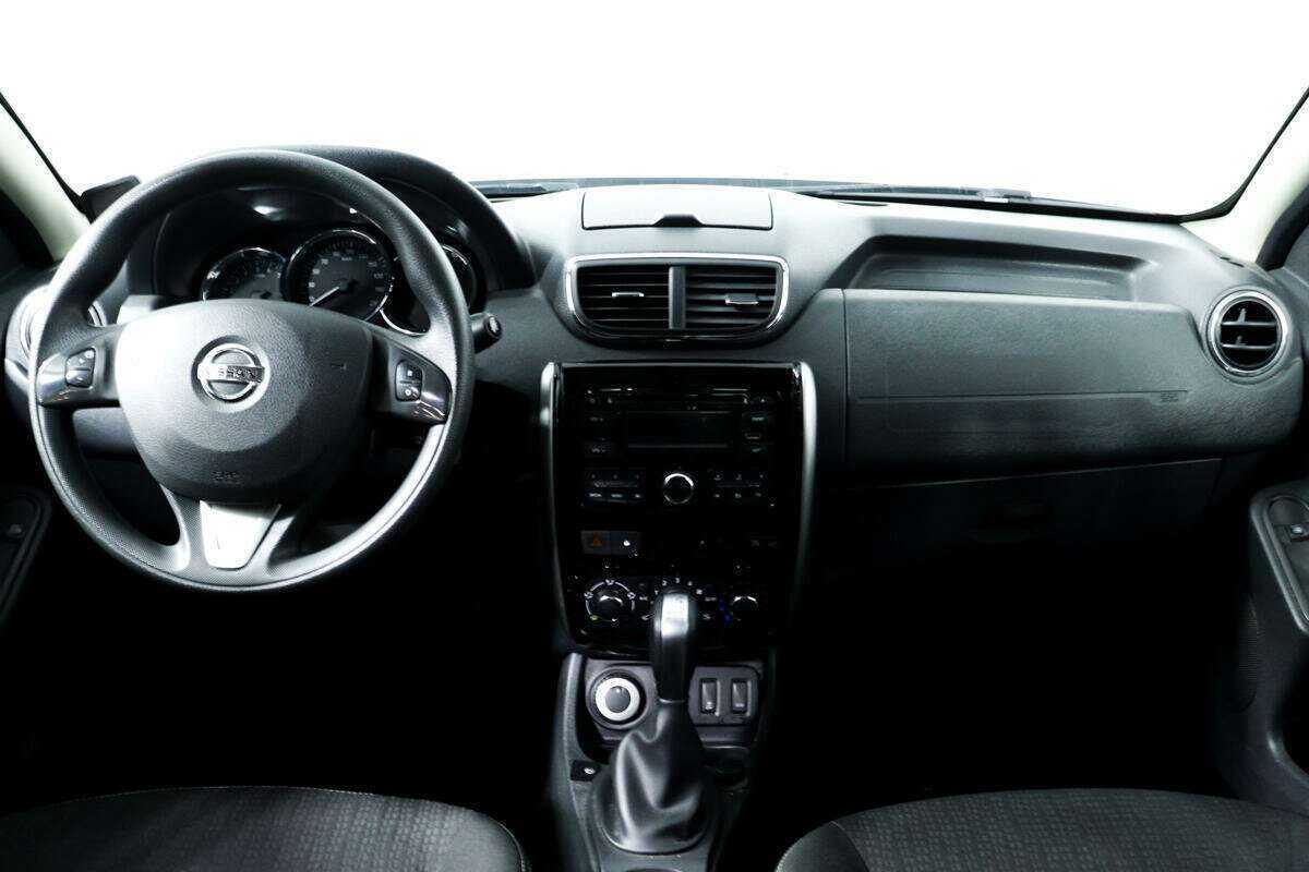 Купить Nissan Terrano с пробегом. Фото: #10