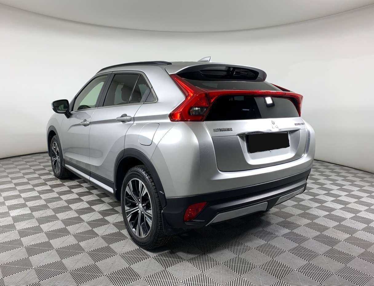 Купить Mitsubishi Eclipse Cross с пробегом. Фото: #6