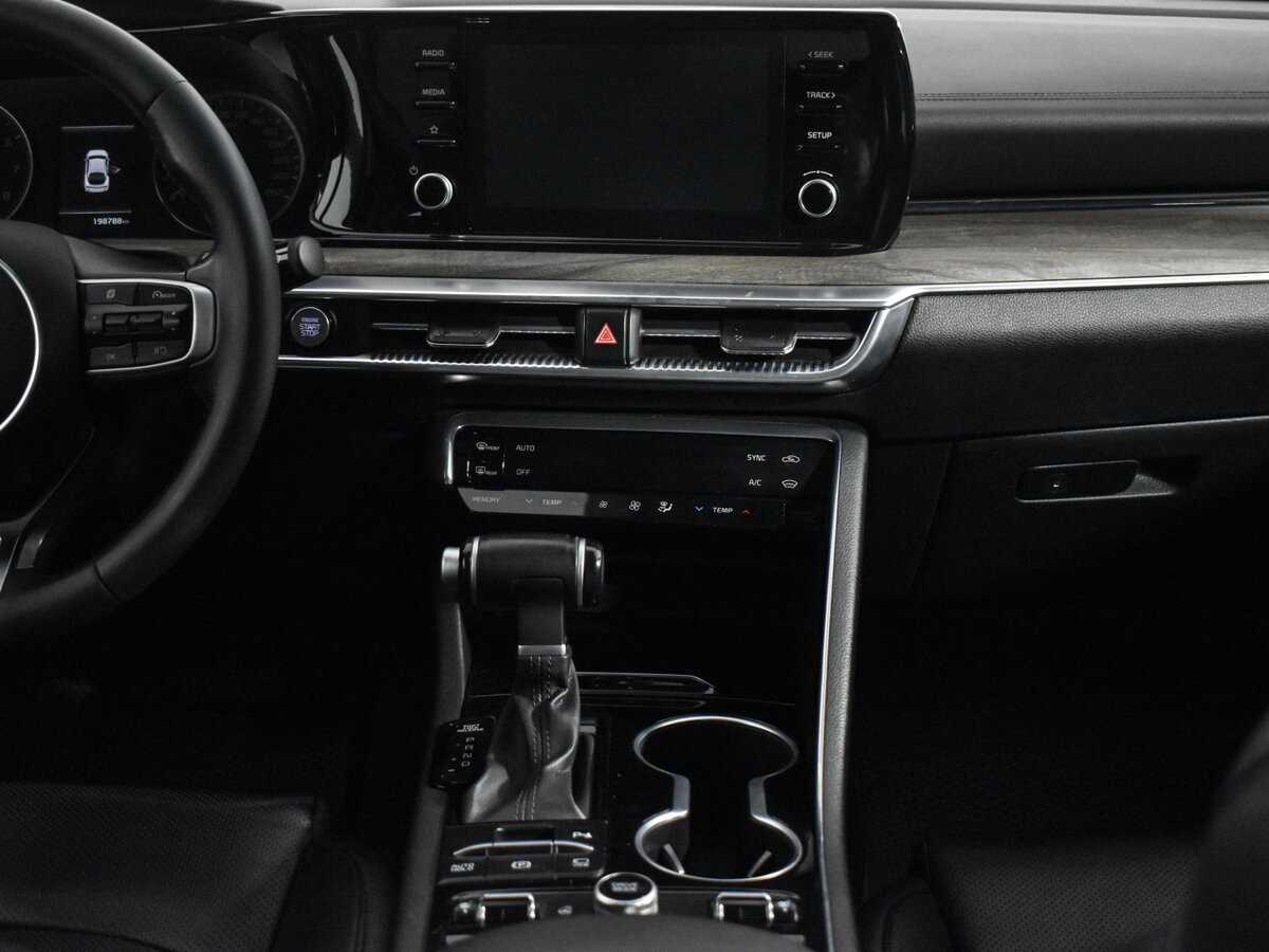 Купить Kia K5 с пробегом. Фото: #13