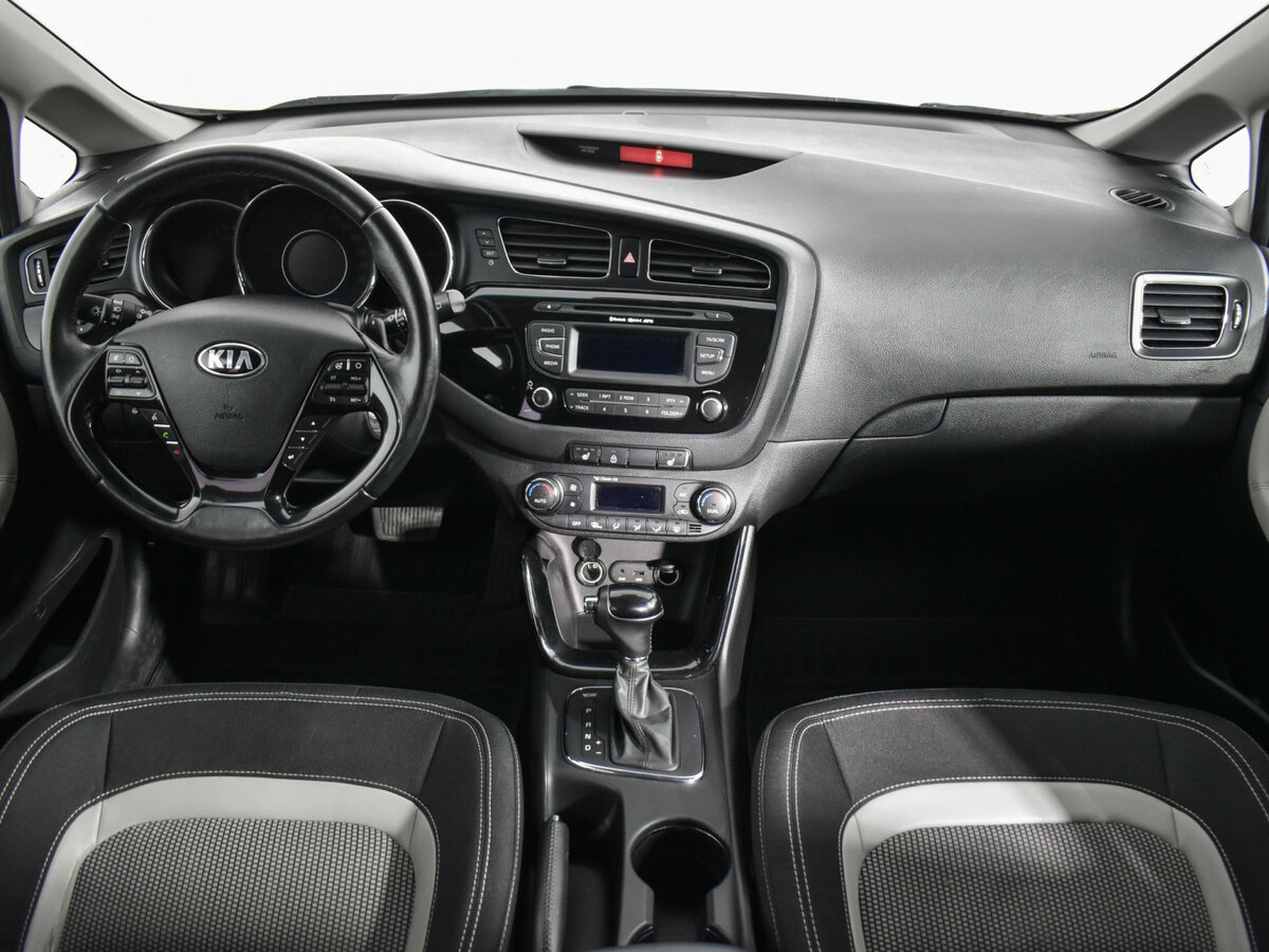 Купить Kia Ceed с пробегом. Фото: #12