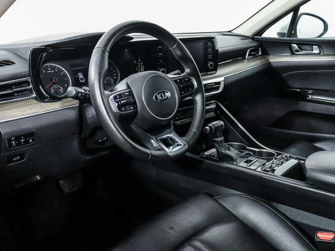 Купить Kia K5 с пробегом. Фото: #8