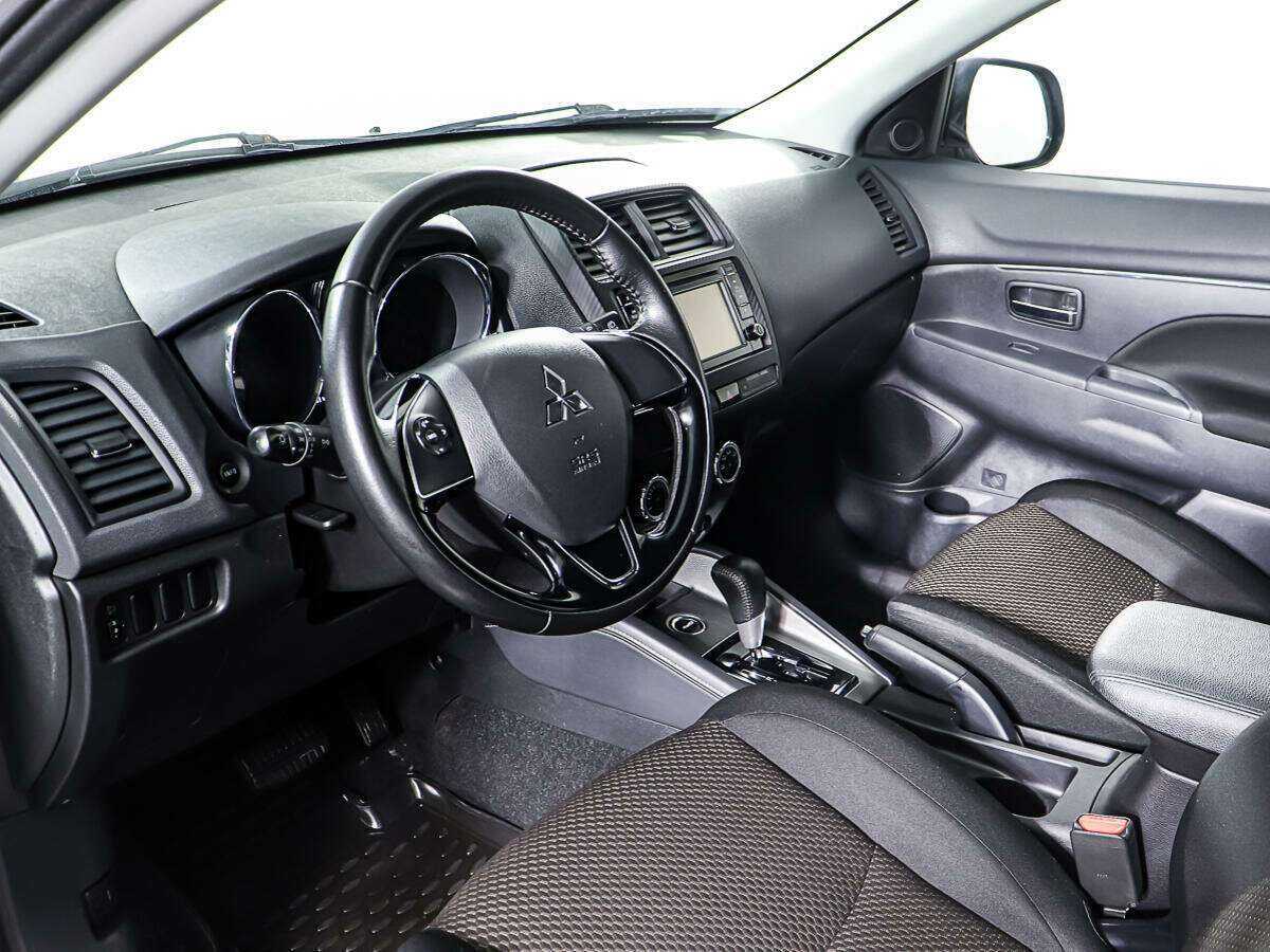 Купить Mitsubishi ASX с пробегом. Фото: #12