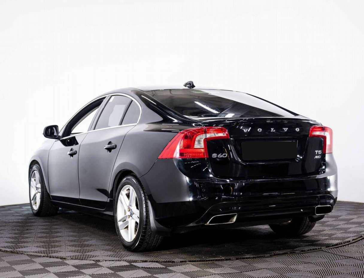 Купить Volvo S60 с пробегом. Фото: #3
