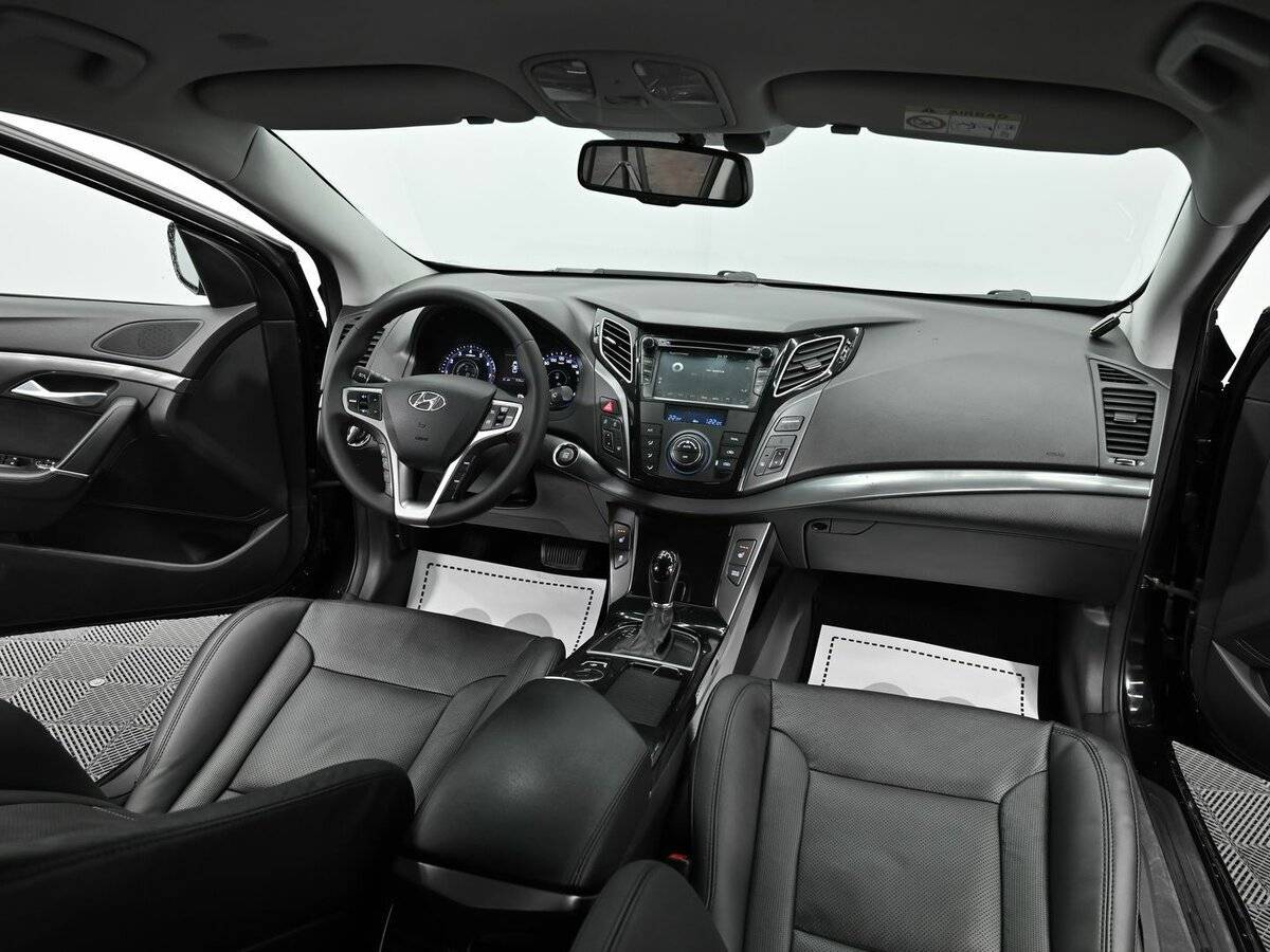 Купить Hyundai i40 с пробегом. Фото: #11