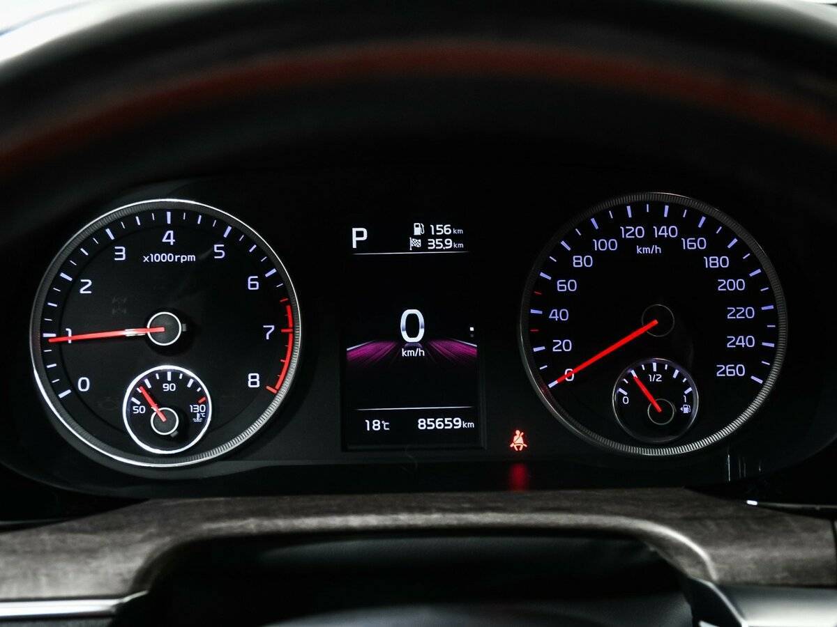 Купить Kia K5 с пробегом. Фото: #9