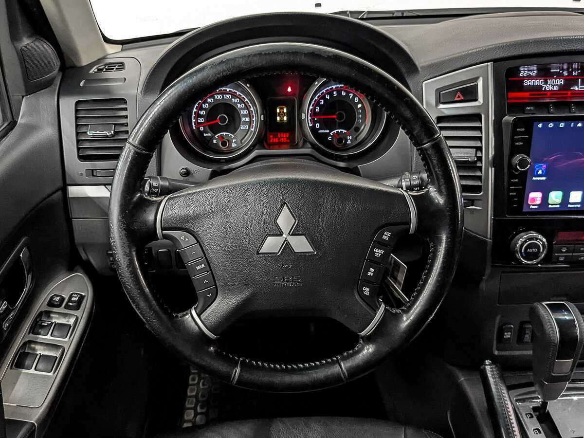 Купить Mitsubishi Pajero с пробегом. Фото: #20