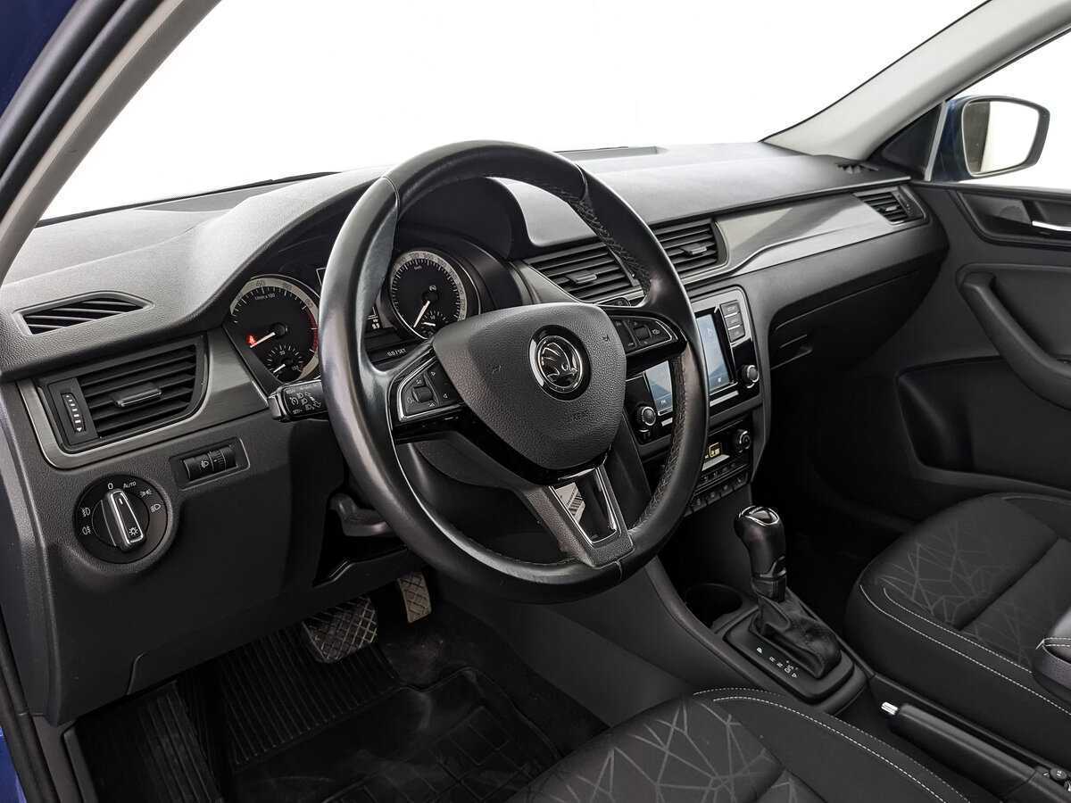 Купить Skoda Rapid с пробегом. Фото: #10