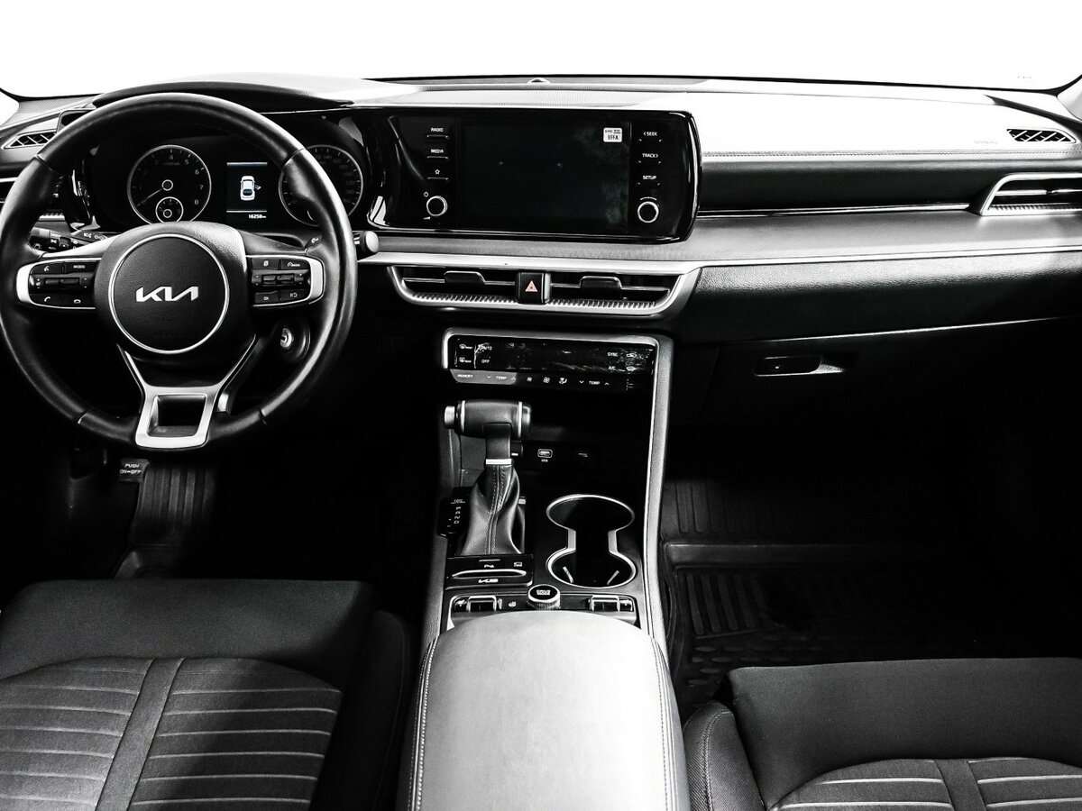 Купить Kia K5 с пробегом. Фото: #10