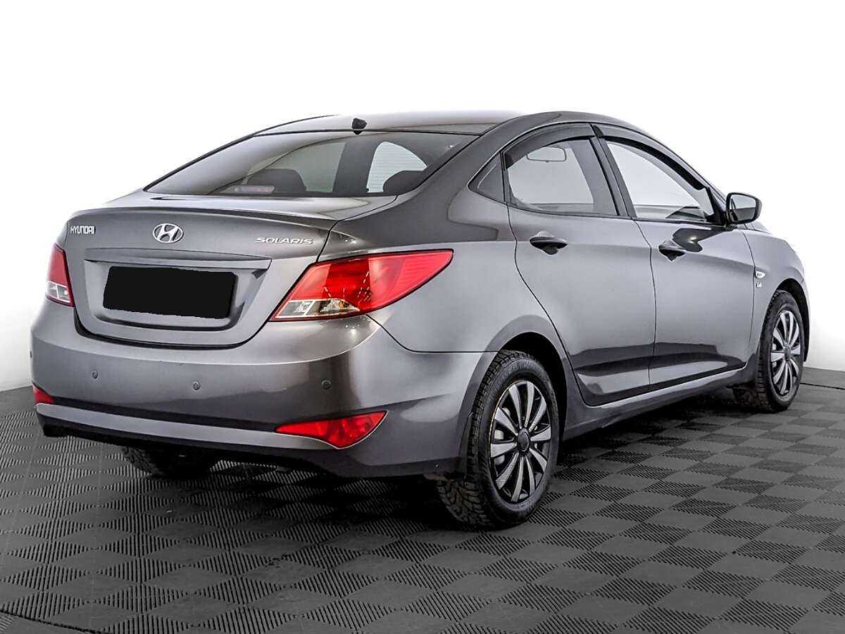 Купить Hyundai Solaris с пробегом. Фото: #4