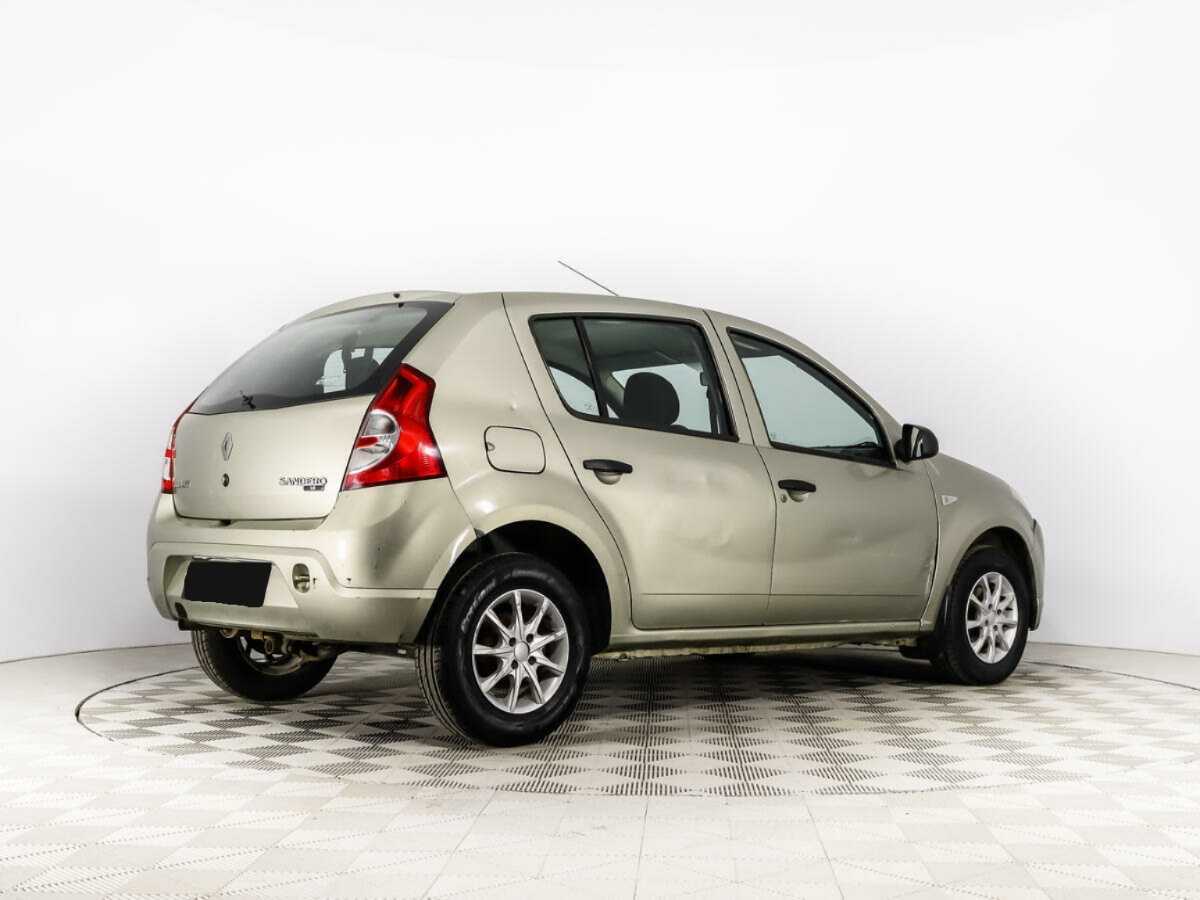 Купить Renault Sandero с пробегом. Фото: #4
