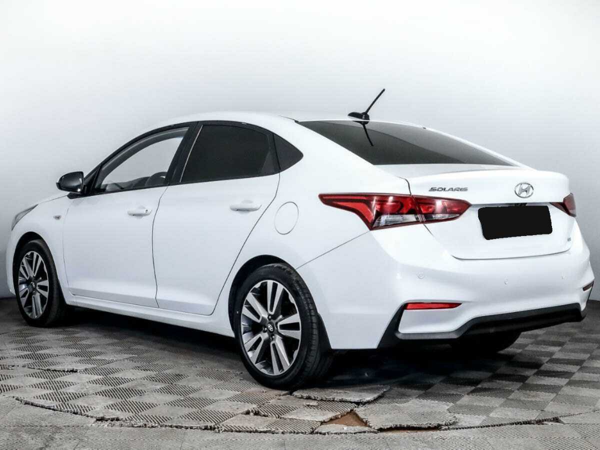Купить Hyundai Solaris с пробегом. Фото: #3
