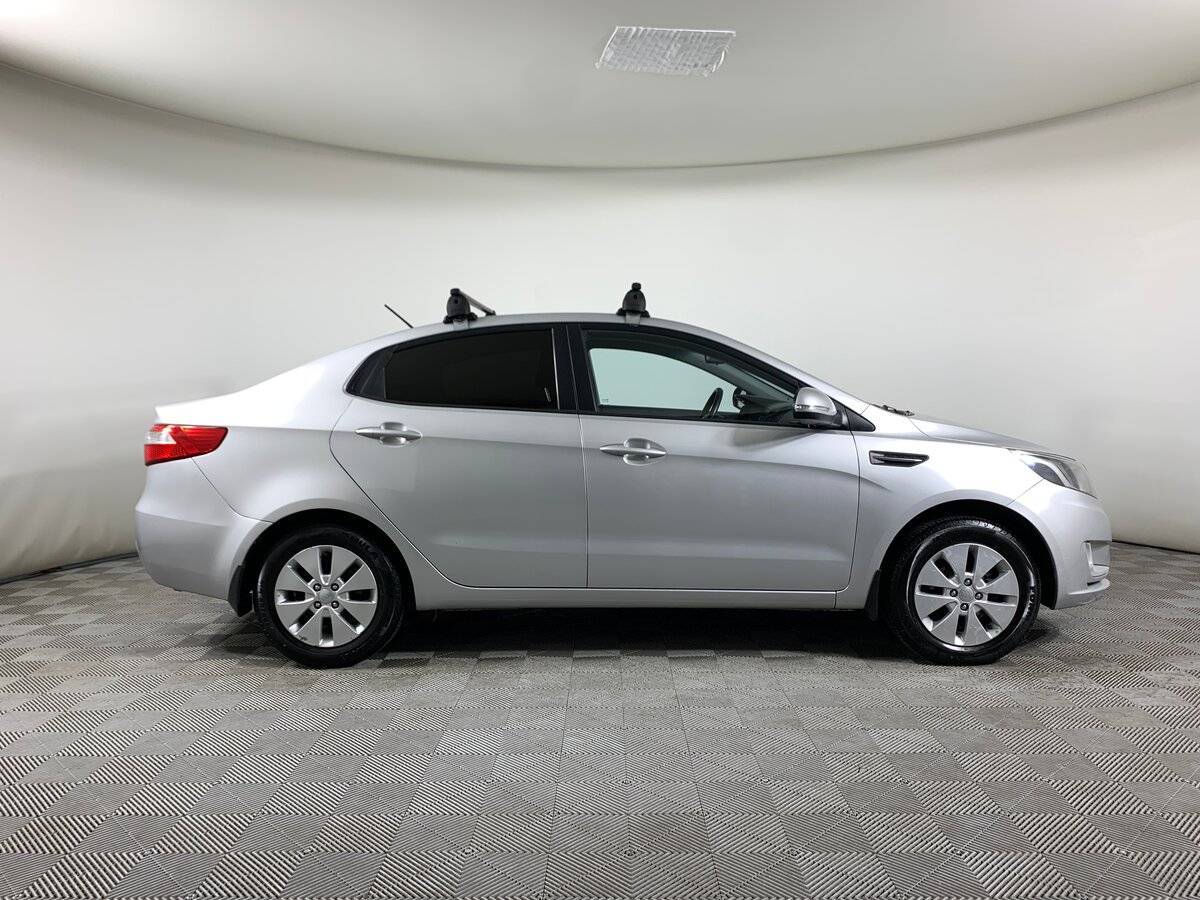 Купить Kia Rio с пробегом. Фото: #3