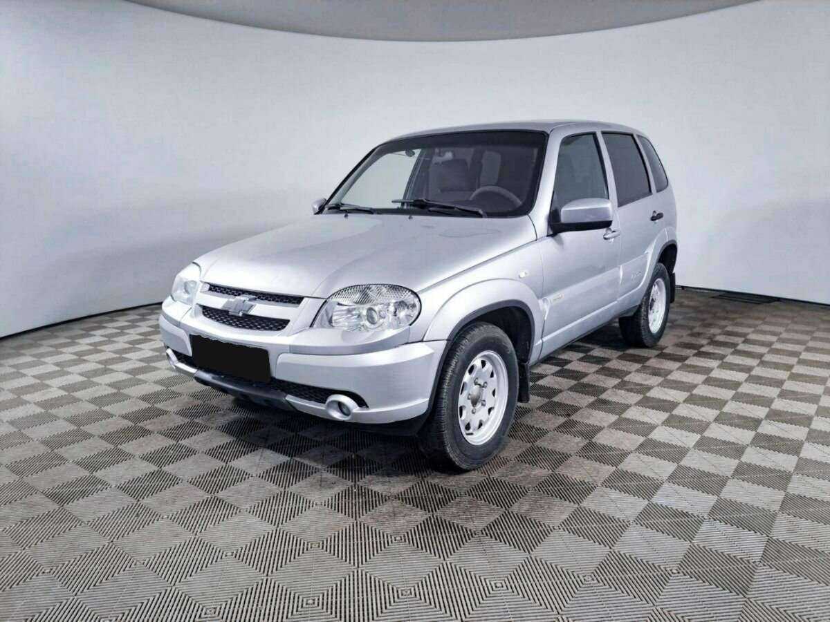 Купить Chevrolet Niva с пробегом. Фото: #0