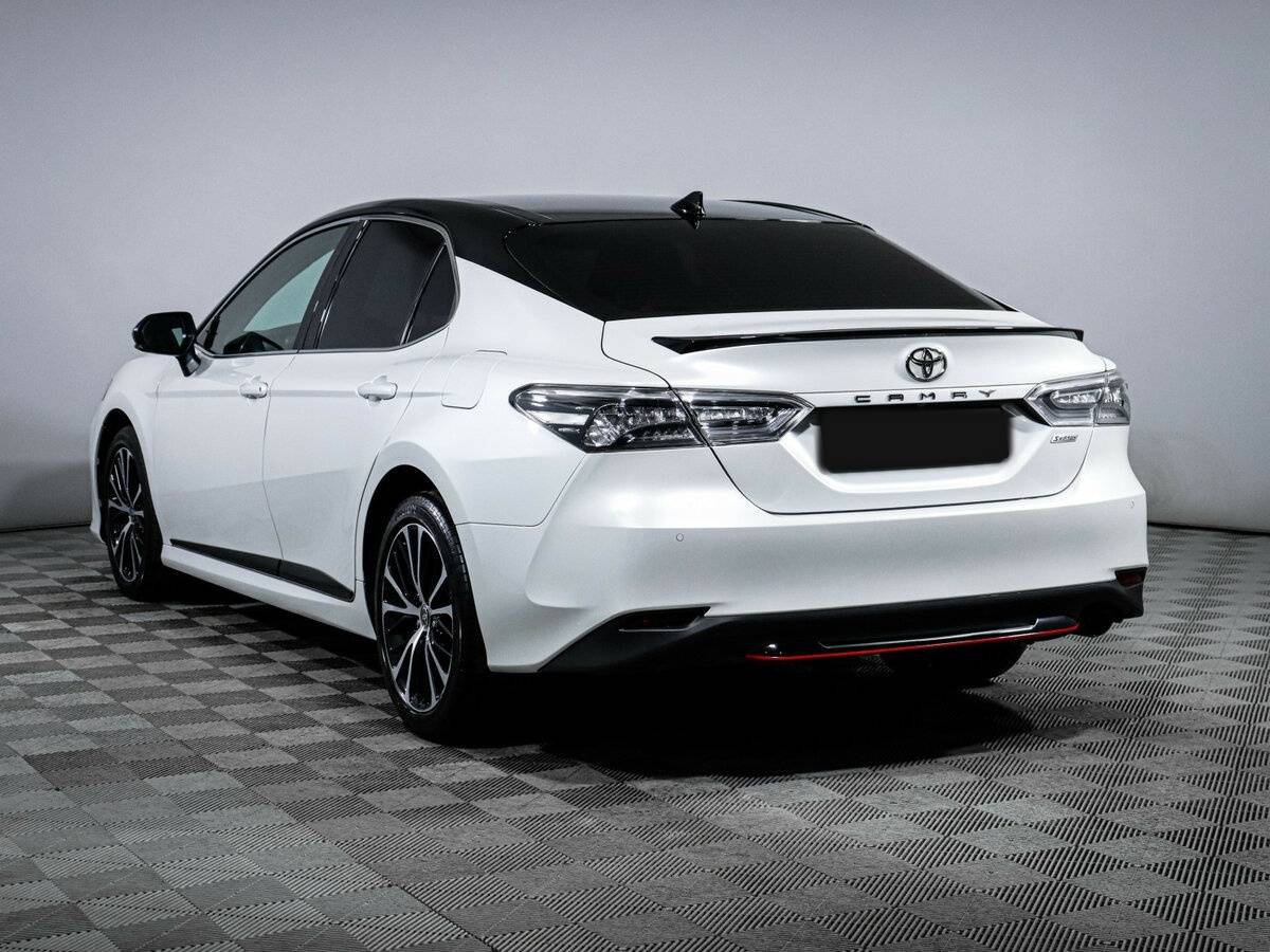 Купить Toyota Camry с пробегом. Фото: #6