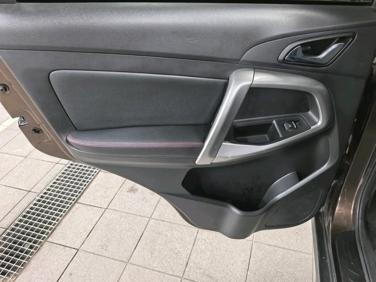 Купить Chery Tiggo 5 с пробегом. Фото: #18