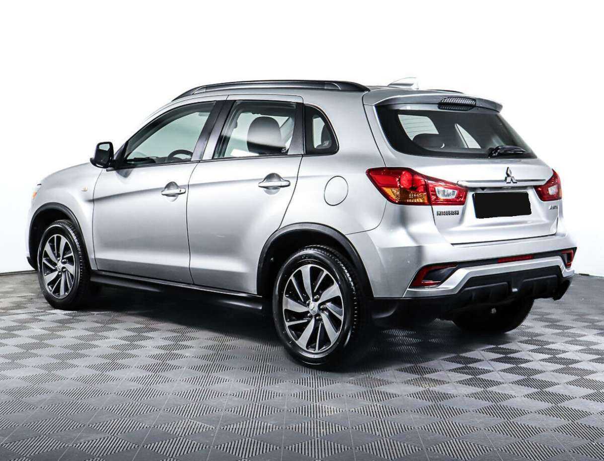Купить Mitsubishi ASX с пробегом. Фото: #6