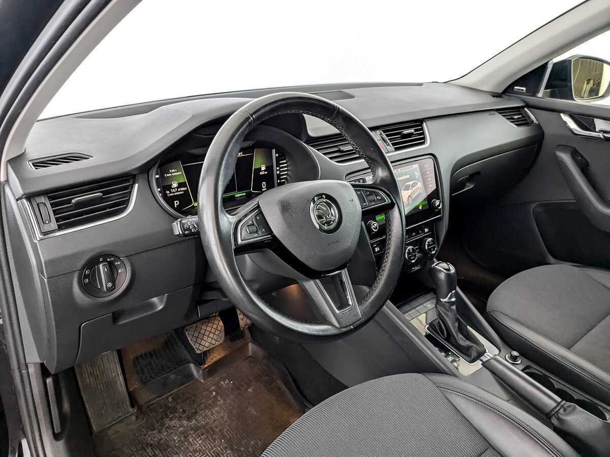 Купить Skoda Octavia с пробегом. Фото: #15