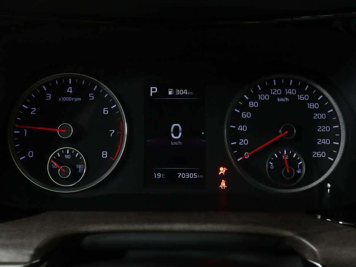 Купить Kia K5 с пробегом. Фото: #11