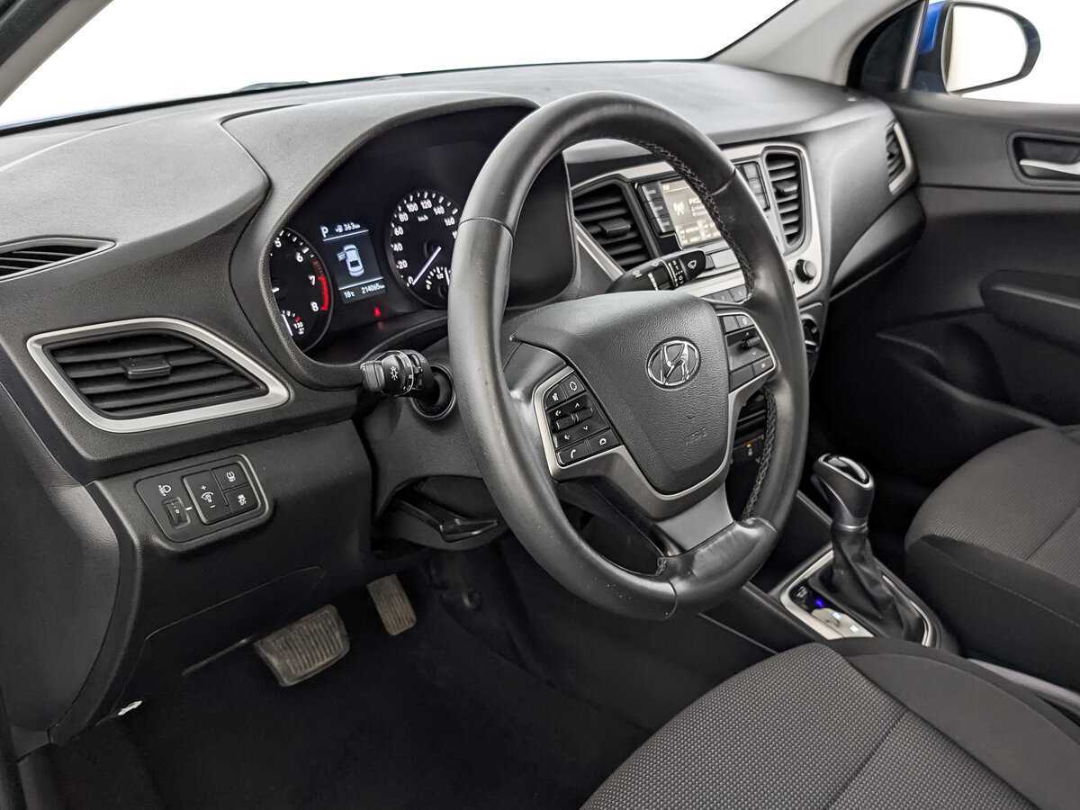 Купить Hyundai Solaris с пробегом. Фото: #14