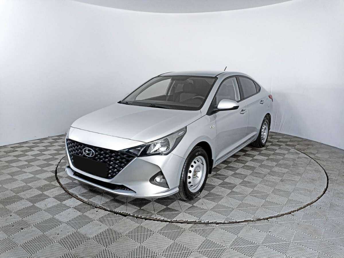 Купить Hyundai Solaris с пробегом. Посмотреть фото