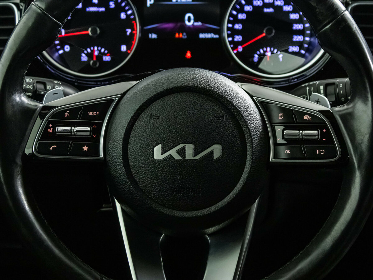 Купить Kia Ceed с пробегом. Фото: #9