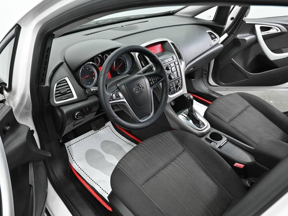 Купить Opel Astra с пробегом. Фото: #7