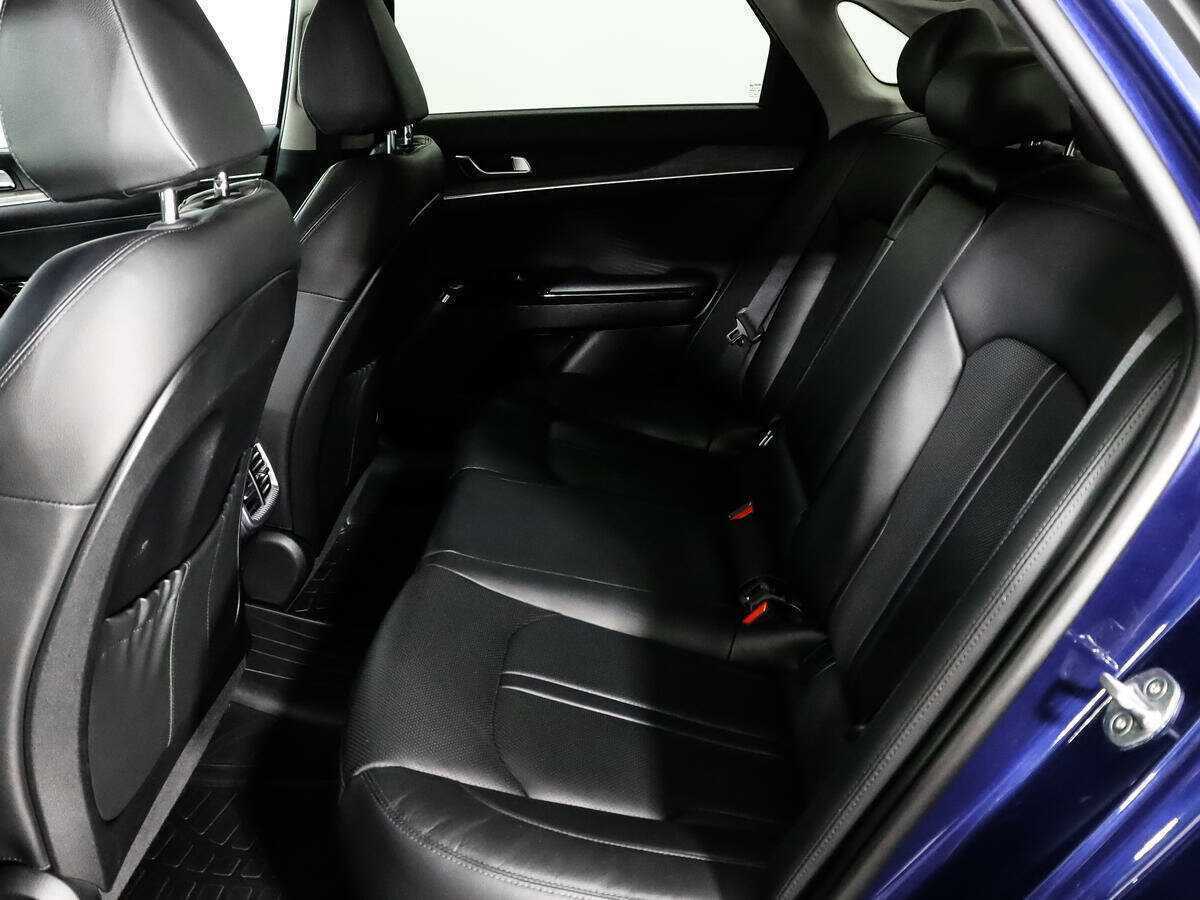 Купить Kia K5 с пробегом. Фото: #9