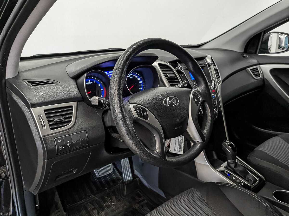 Купить Hyundai i30 с пробегом. Фото: #14