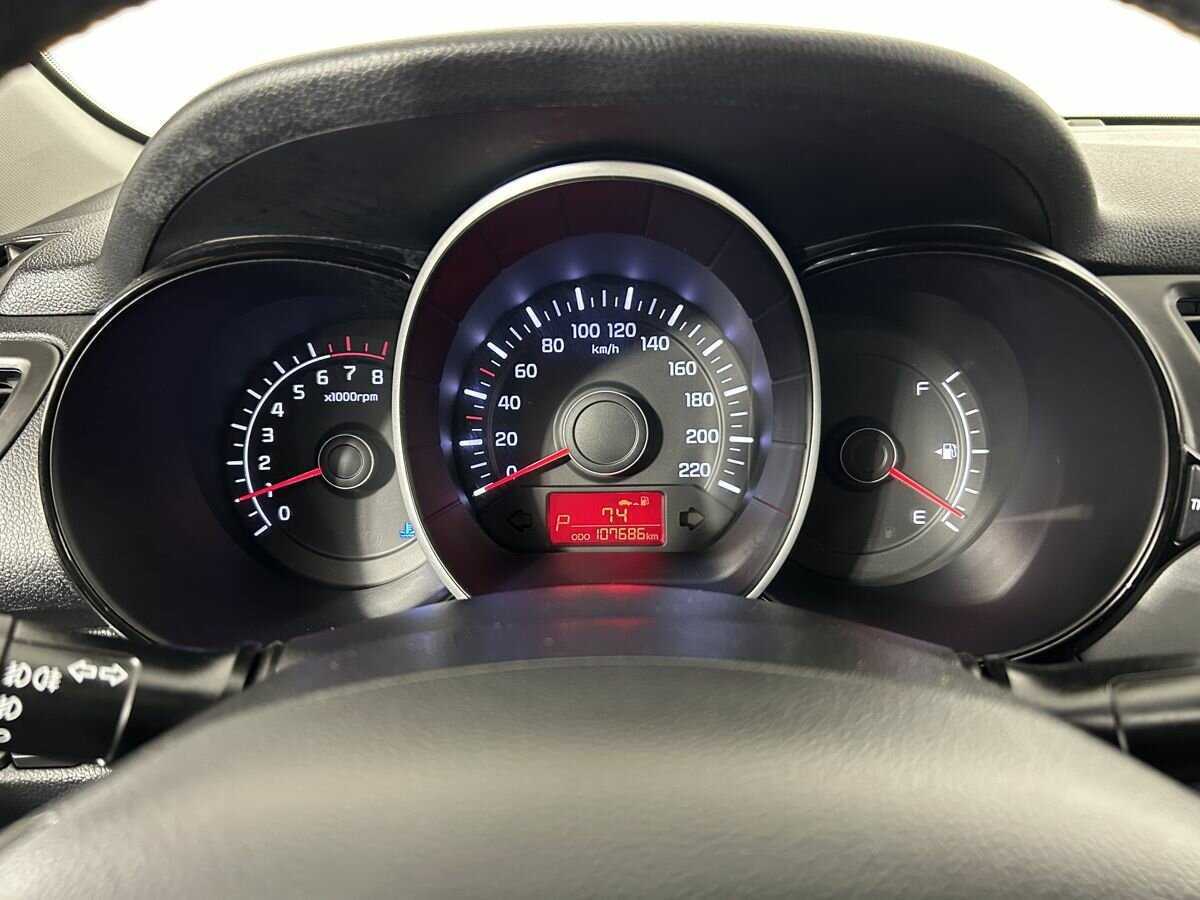 Купить Kia Rio с пробегом. Фото: #9