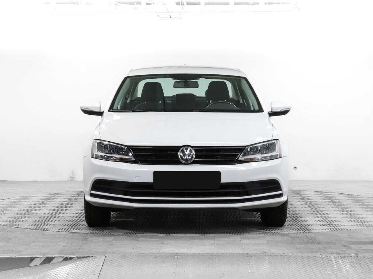 Купить Volkswagen Jetta с пробегом. Фото: #1