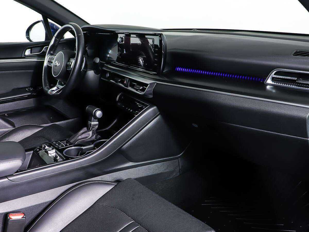 Купить Kia K5 с пробегом. Фото: #8