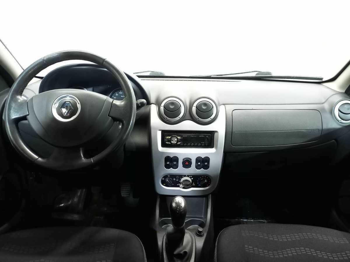 Купить Renault Sandero с пробегом. Фото: #8