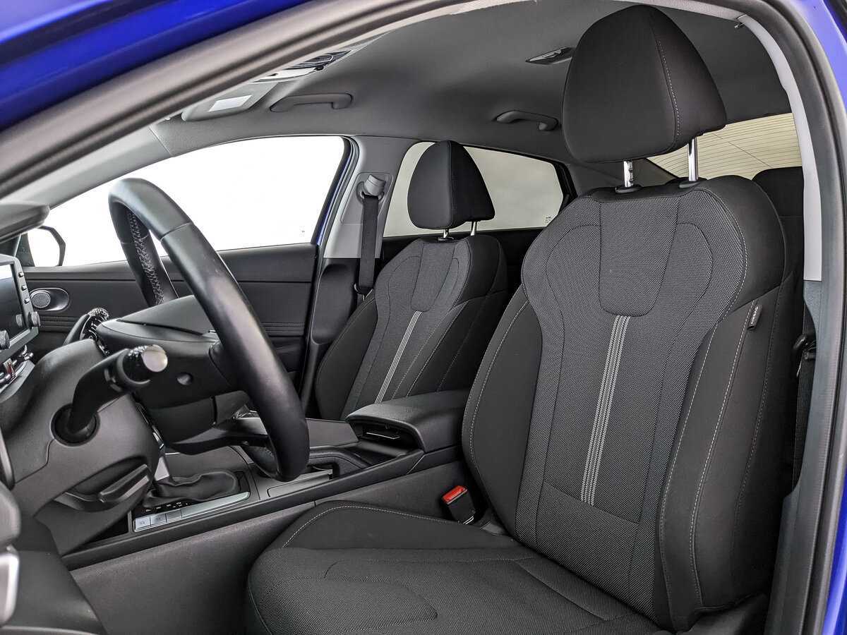 Купить Hyundai Elantra с пробегом. Фото: #15