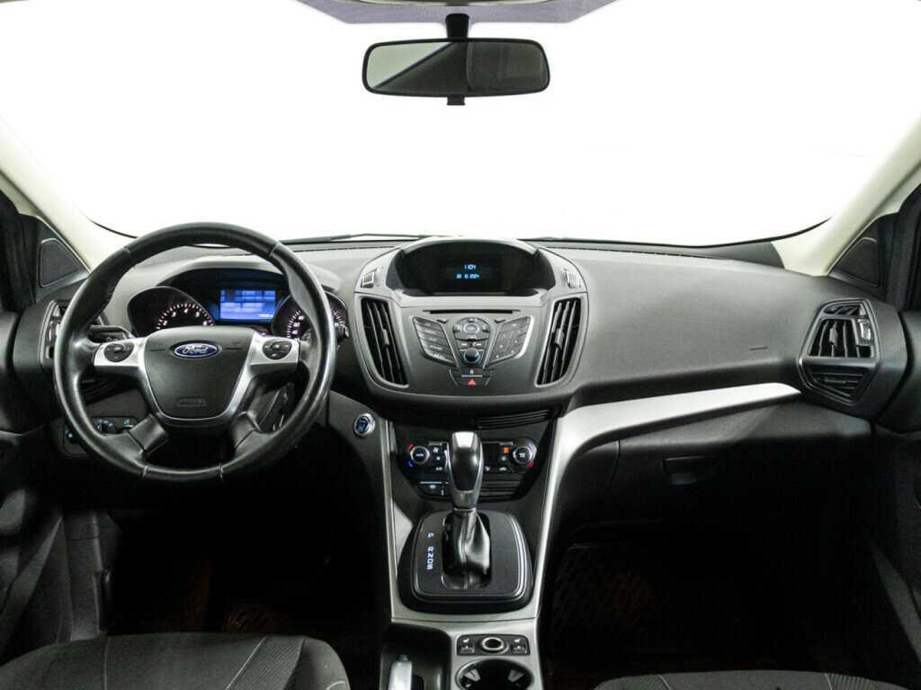 Купить Ford Kuga с пробегом. Фото: #12