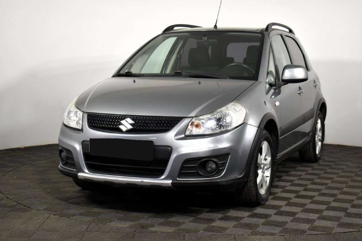 Купить Suzuki SX4 с пробегом. Посмотреть фото