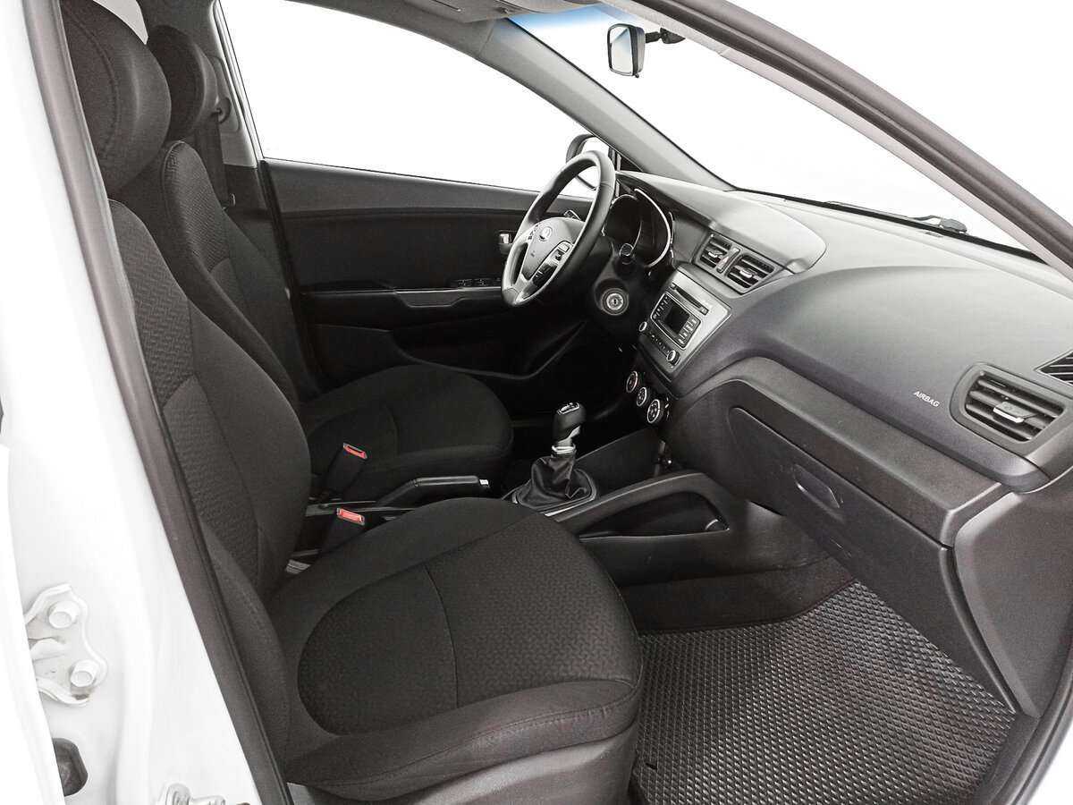 Купить Kia Rio с пробегом. Фото: #8