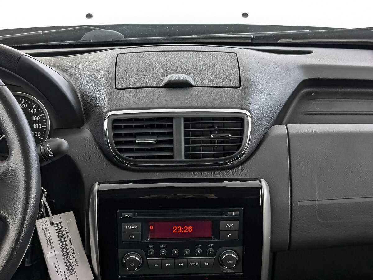 Купить Nissan Terrano с пробегом. Фото: #16