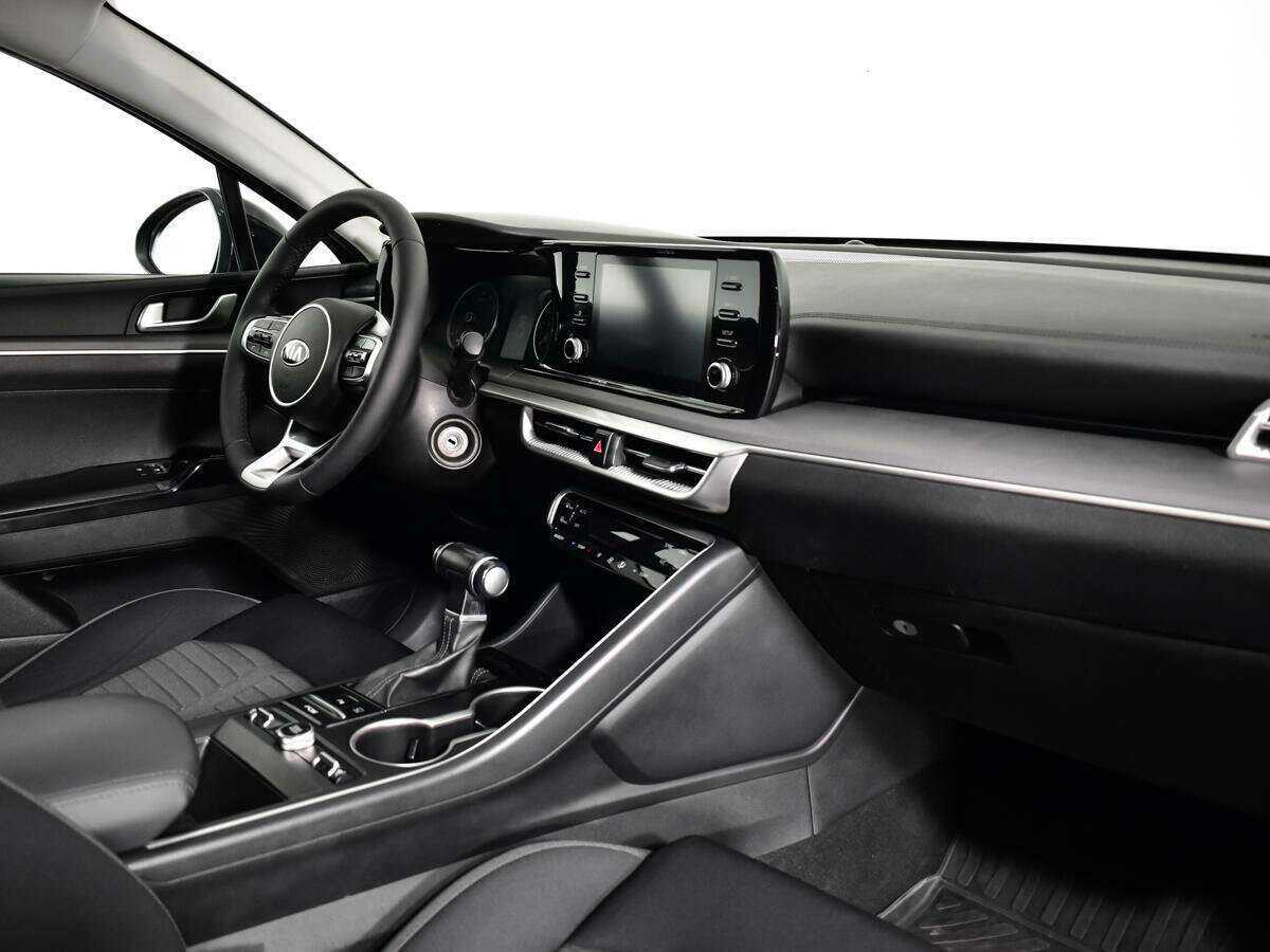 Купить Kia K5 с пробегом. Фото: #8