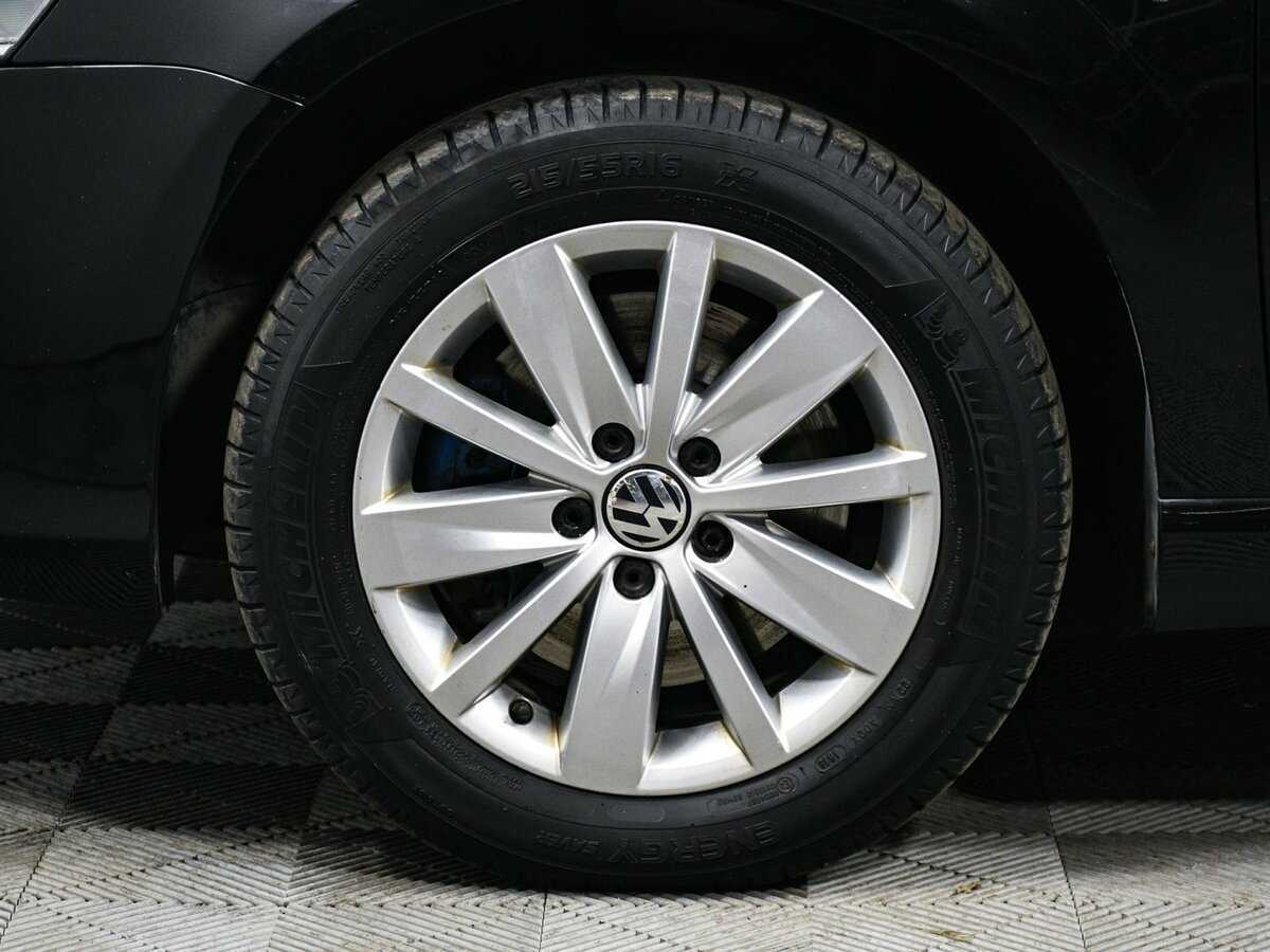Купить Volkswagen Passat с пробегом. Фото: #13