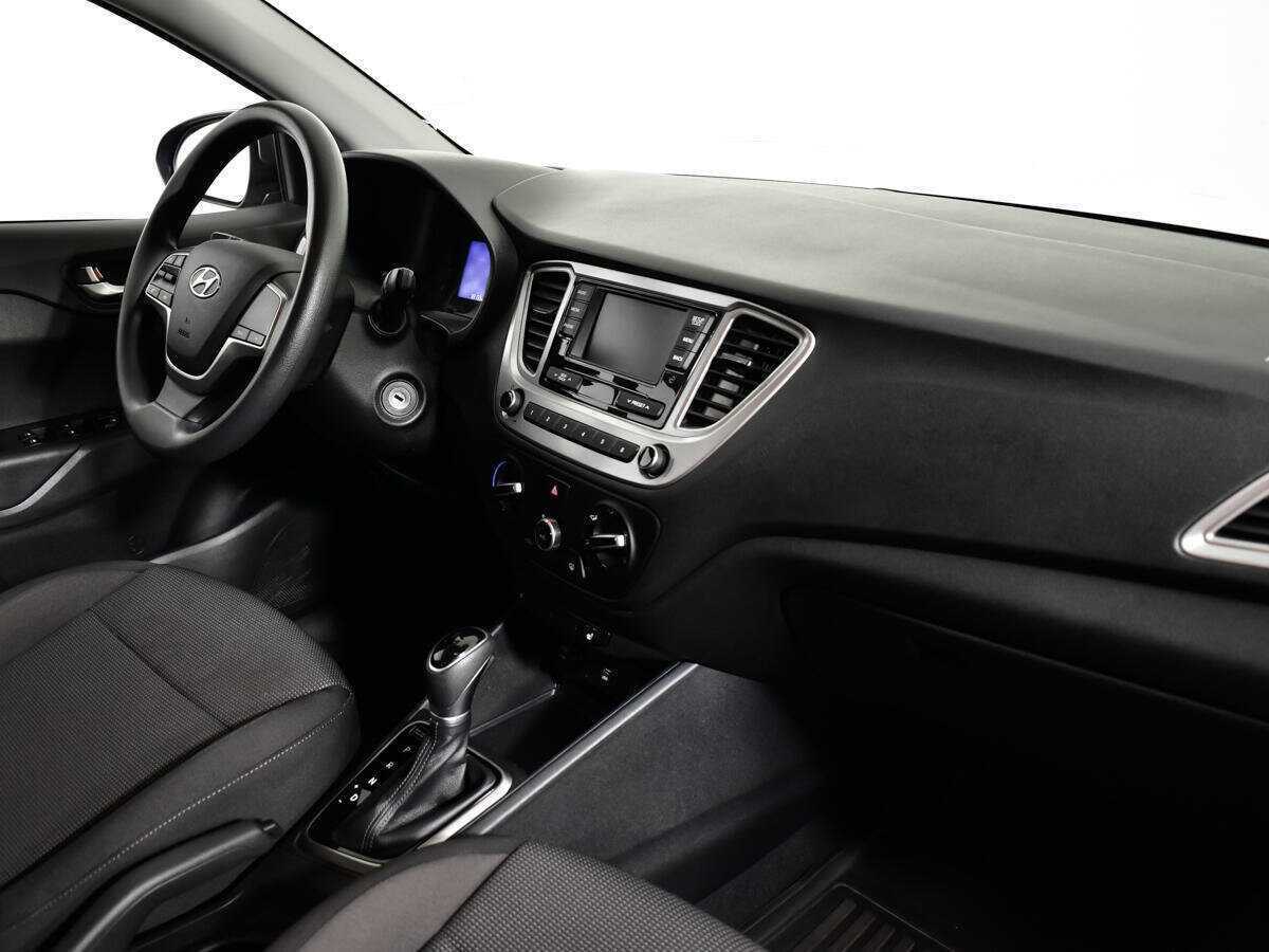 Купить Hyundai Solaris с пробегом. Фото: #8