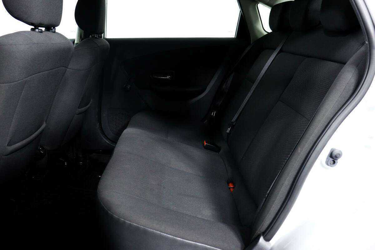 Купить Nissan Almera с пробегом. Фото: #11