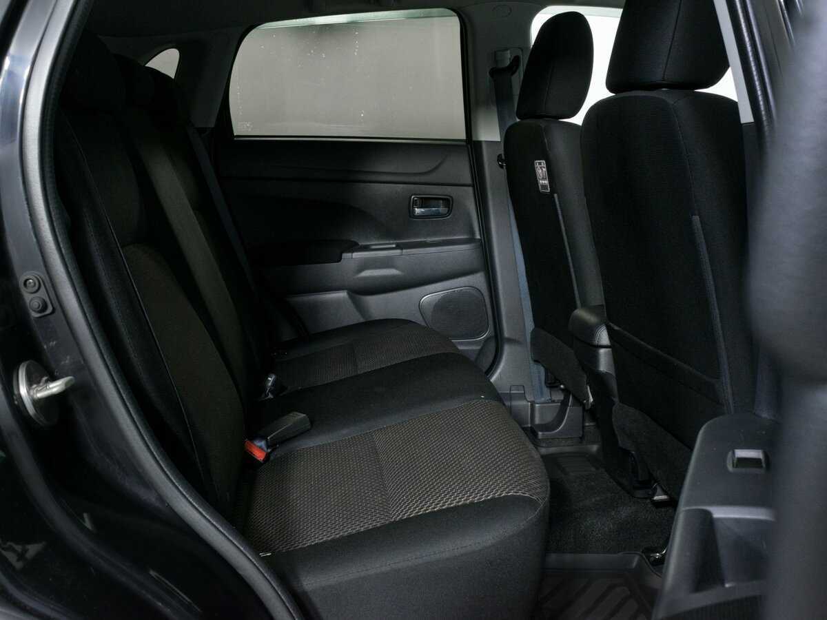 Купить Mitsubishi ASX с пробегом. Фото: #10