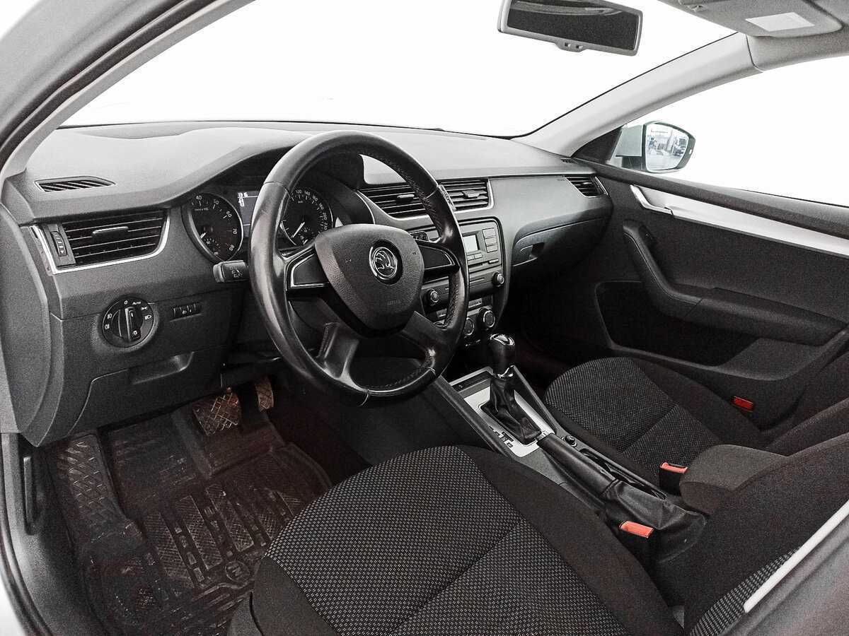 Купить Skoda Octavia с пробегом. Фото: #11