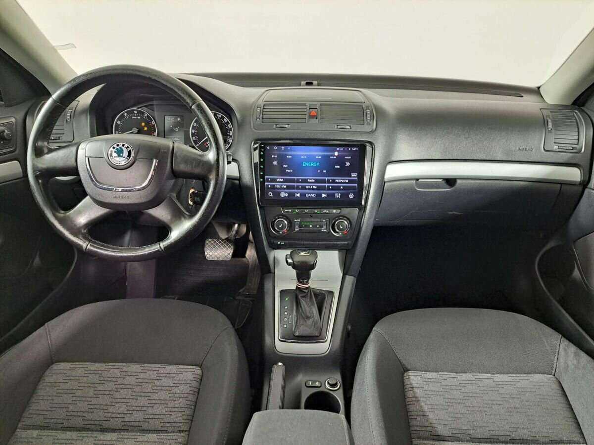 Купить Skoda Octavia с пробегом. Фото: #9